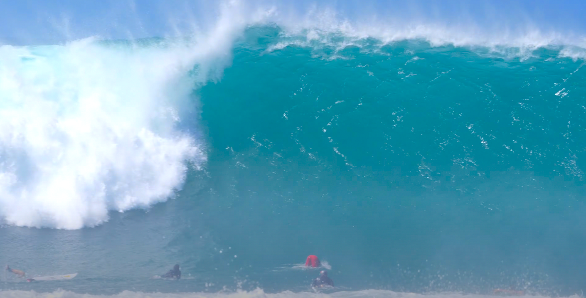Watch Pro Surfers Caught Inside and Decimated While Surfing Massive Pipeline